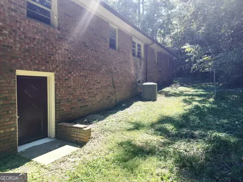 Exterior - 59 Sunset Ln, Toccoa, GA 30577 photo 3 of 7