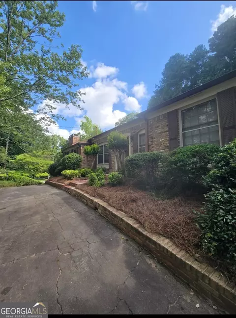 1522 Old Spring House Ln, Dunwoody, GA 30338