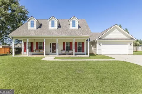146 Crystal Ridge Cir, Byron, GA 31008