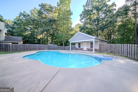 Exterior - 24 Lilac Path, Hamilton, GA 31811 photo 4 of 11