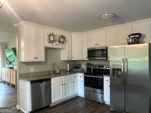 Kitchen - 212 N Chilton Cres, Lagrange, GA 30240 photo 1 of 1