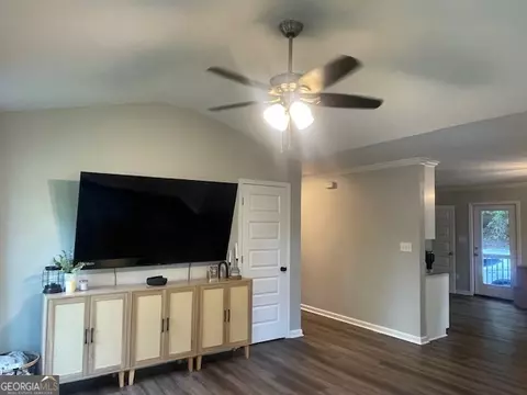Entry Way - 212 N Chilton Cres, Lagrange, GA 30240 photo 2 of 3
