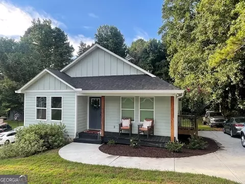 212 N Chilton Cres, Lagrange, GA 30240
