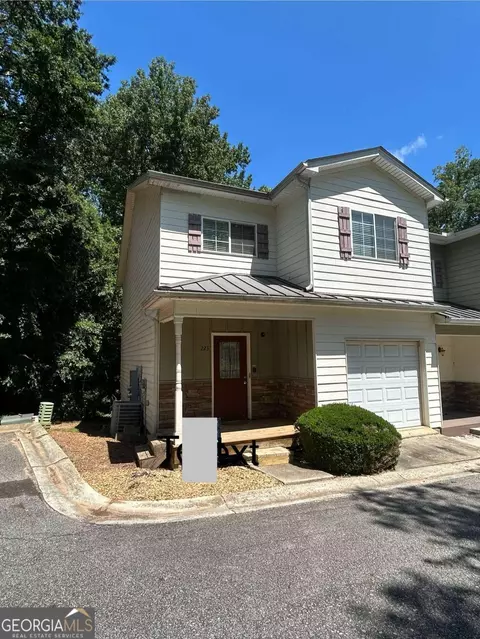 223 Tower Commons Rd, Gainesville, GA 30501