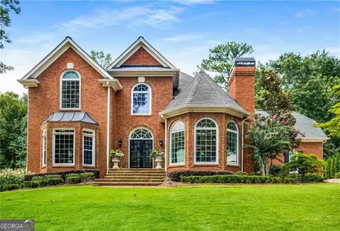 6301 Indian River Dr, Peachtree Corners, GA 30092