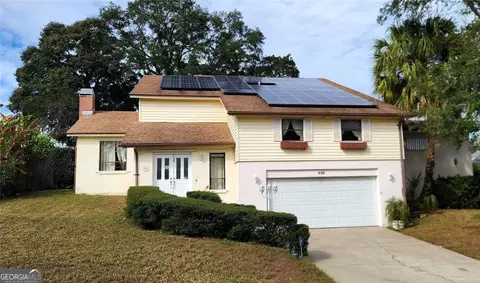 628 Timber Ln, Tarpon Springs, FL 34689