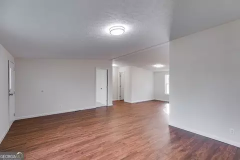 Living - 394 Birch Rd, Franklin, GA 30217 photo 3 of 3