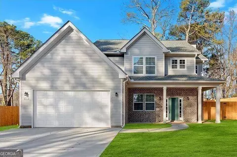 4806 Forest Trl, Douglasville, GA 30135