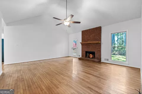 Living - 100 Turner Creek Dr, Hampton, GA 30228 photo 3 of 5