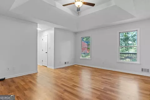 Living - 100 Turner Creek Dr, Hampton, GA 30228 photo 4 of 5