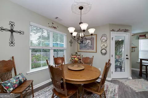 Dining - 339 Stane Brook Ct, Jackson, GA 30233 photo 1 of 2