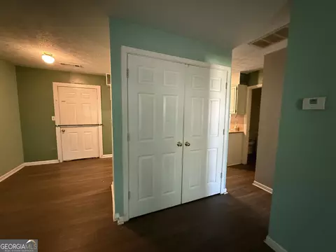 Entry Way - 121 125 Lafayette Ct, Lagrange, GA 30241 photo 1 of 2