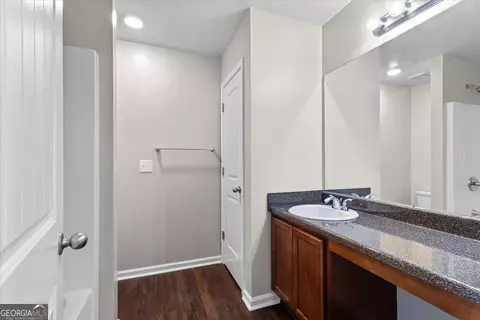 Bath - 171 Biscayne Ter, Hampton, GA 30228 photo 1 of 4