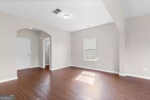 Living - 171 Biscayne Ter, Hampton, GA 30228 photo 3 of 7