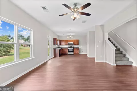 Living - 171 Biscayne Ter, Hampton, GA 30228 photo 5 of 7