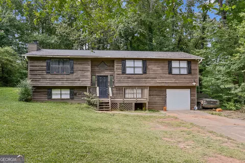 5804 Macedin Dr, Douglasville, GA 30135