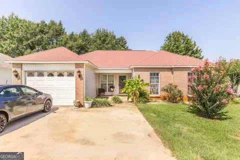 203 Dorothy Ct, Warner Robins, GA 31088