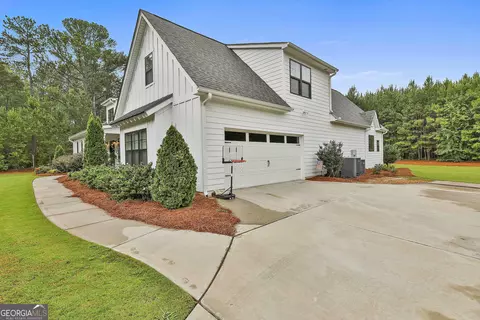 Exterior - 1142 Beeks Rd, Williamson, GA 30292 photo 15 of 19