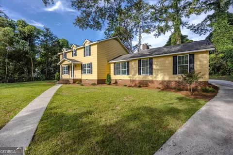1339 Grant St, Perry, GA 31069