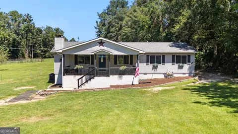 1967 Carl Sutton Rd, Lizella, GA 31052