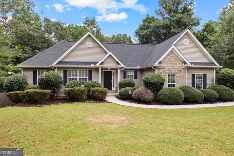 90 Hidden Brook Ln, Newnan, GA 30265