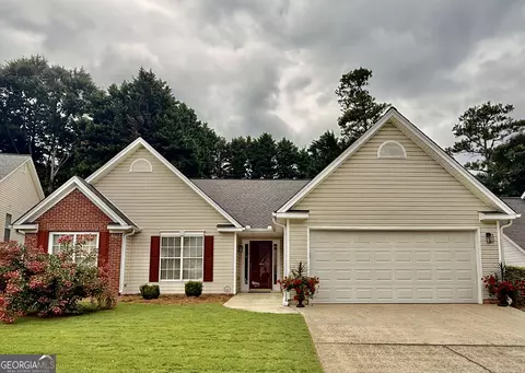 535 Suwanee East Dr, Lawrenceville, GA 30043