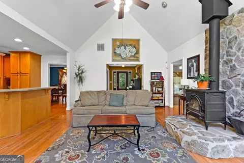 Living - 311 Hillview Rd, Hampton, GA 30228 photo 2 of 2