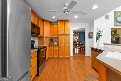 Kitchen - 311 Hillview Rd, Hampton, GA 30228 photo 3 of 5