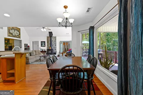 Dining - 311 Hillview Rd, Hampton, GA 30228 photo 4 of 5