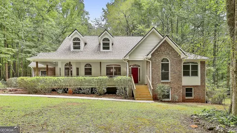1497 Hines Rd, Moreland, GA 30259