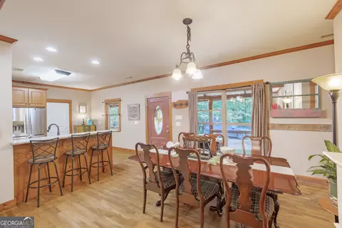 Dining - 263 County Road 436, Fruithurst, AL 36262 photo 2 of 3