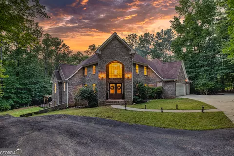 394 S Alexander Creek Rd, Newnan, GA 30263