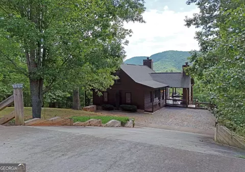 71 Trinity Hills Ln, Mineral Bluff, GA 30559