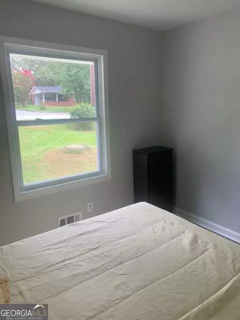 4559 Hendrix Dr, Forest Park, GA 30297