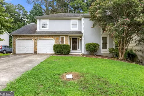11125 Pinehigh Dr, Alpharetta, GA 30022