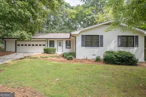 1586 Kings Rd, Marietta, GA 30062