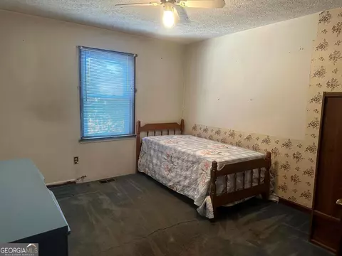 Bedroom - 421 Chase Cir, Cornelia, GA 30531 photo 6 of 6