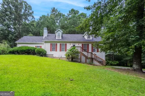 1286 Regal Heights Dr, Lithonia, GA 30058