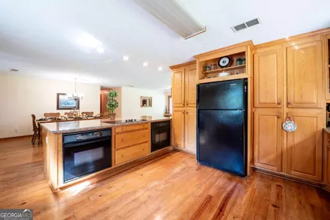 3080 Wallace Rd, Buford, GA 30519 photo 4