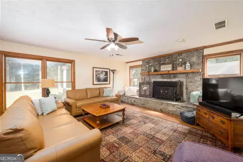 3080 Wallace Rd, Buford, GA 30519 photo 7