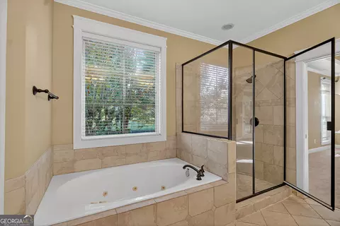 Bath - 101 Riverbluff Dr, Lagrange, GA 30240 photo 3 of 5