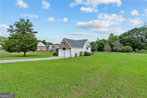 Exterior - 7 Herschel Mize Dr, Cave Spring, GA 30124 photo 2 of 9