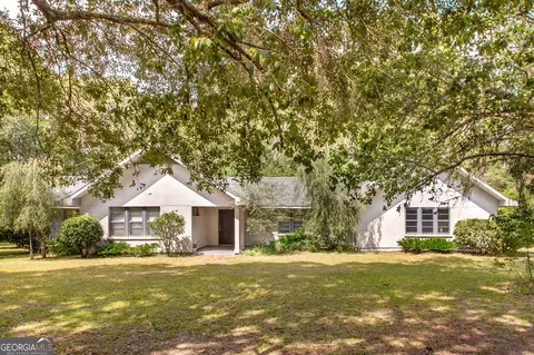 5239 County Farm Rd, Blackshear, GA 31516