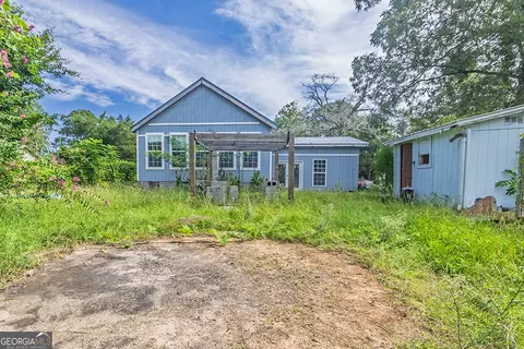 434 N Main St, Jeffersonville, GA 31044