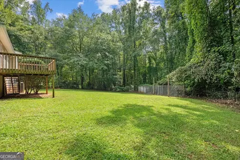 Exterior - 173 Bartlett Cir, Bowdon, GA 30108 photo 7 of 9
