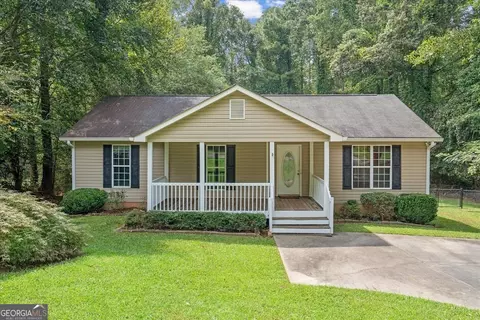 Exterior - 173 Bartlett Cir, Bowdon, GA 30108 photo 2 of 9