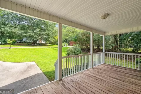 Exterior - 173 Bartlett Cir, Bowdon, GA 30108 photo 4 of 9