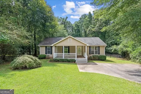 173 Bartlett Cir, Bowdon, GA 30108
