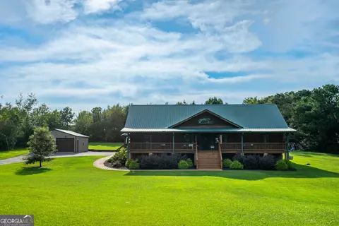 Exterior - 200 Burgess Rd, Lagrange, GA 30241 photo 2 of 11