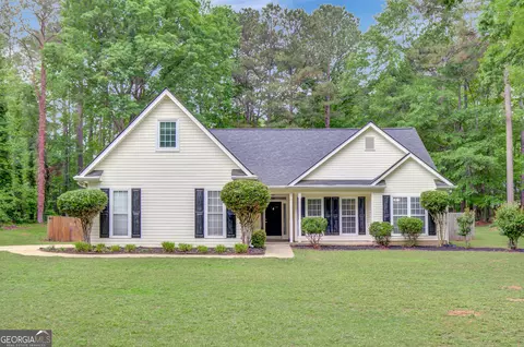 35 Wenham Ln, Sharpsburg, GA 30277